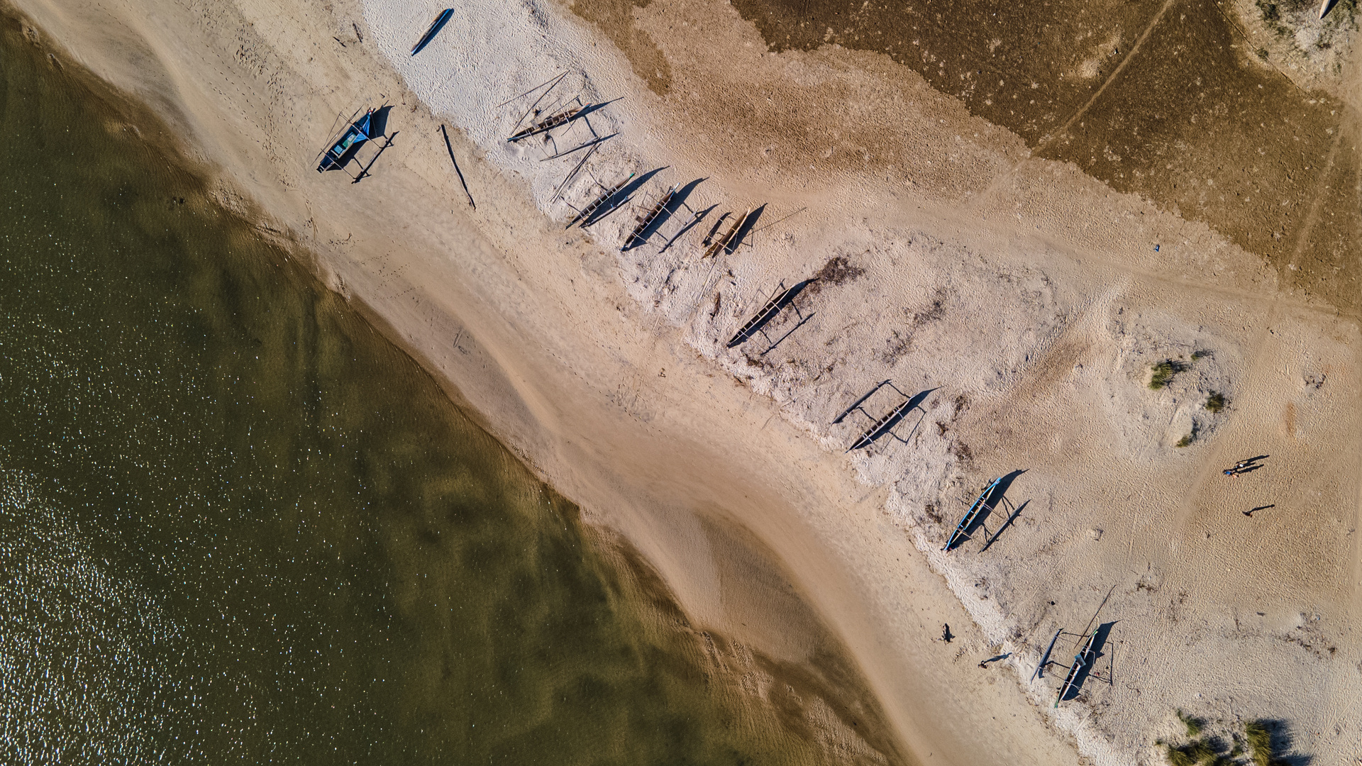 Fischerboote am Strand