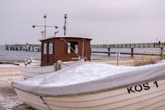 Fischerboote am Strand von Koserow 