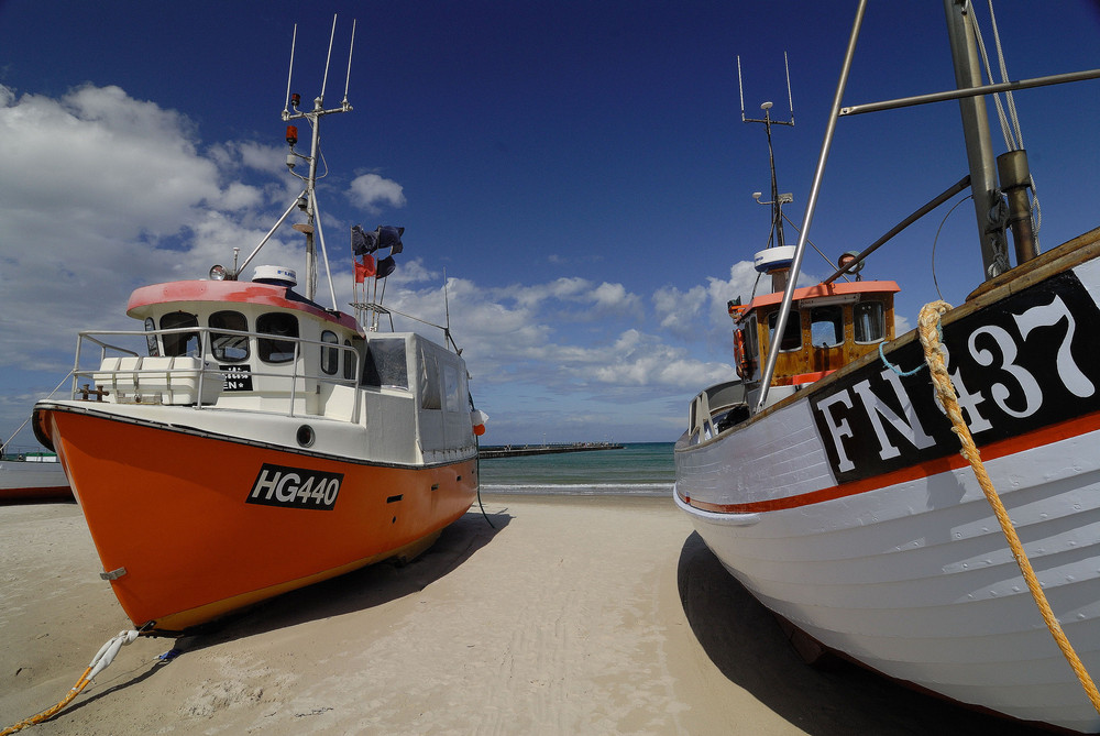 Fischerboote am Strand von Lökken