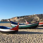 Fischerboote am Strand von Nazareé