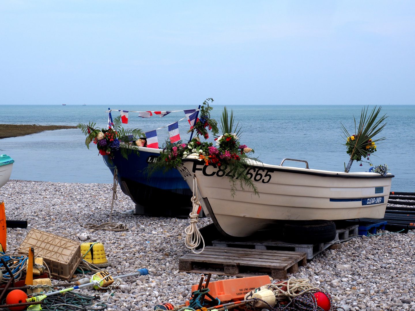 Fischerboote am Strand von Yport / Normandie I