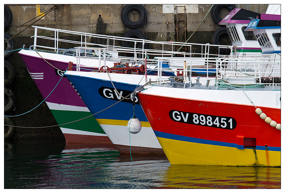 Fischerboote im Hafen Lechiagat