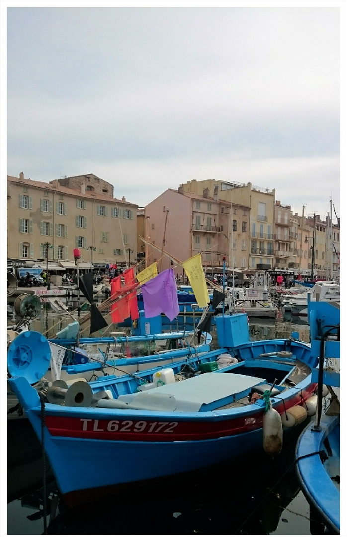 Fischerboote im Hafen von St. Tropez