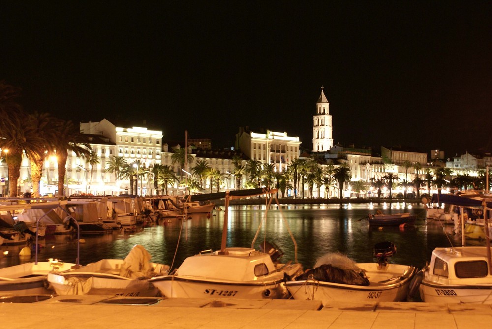 Fischerboote Stadthafen Split