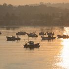 Fischerboote vor Cochin (Indien)