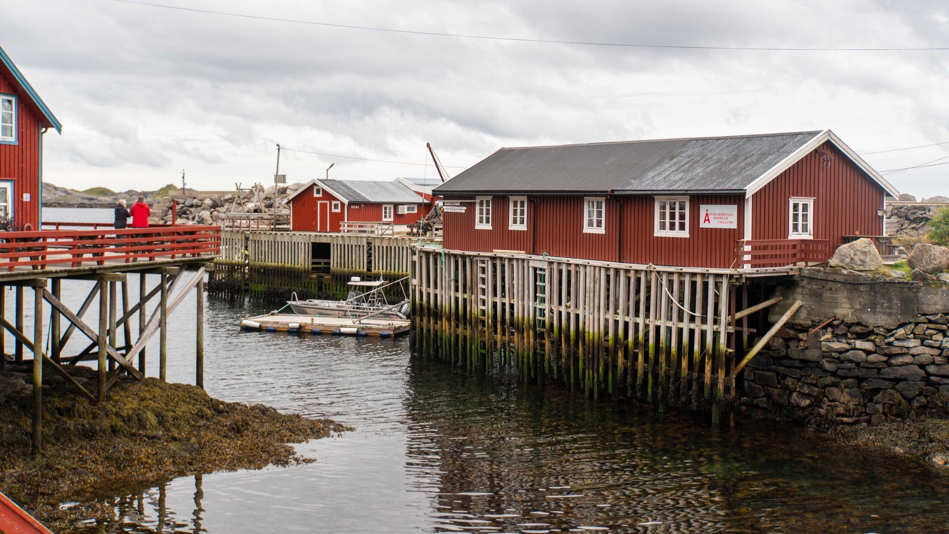 FISCHERDORF AUF DEN LOFOTEN