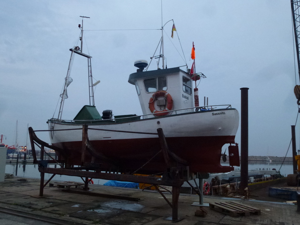 Fischereibötchen auf Trockendock