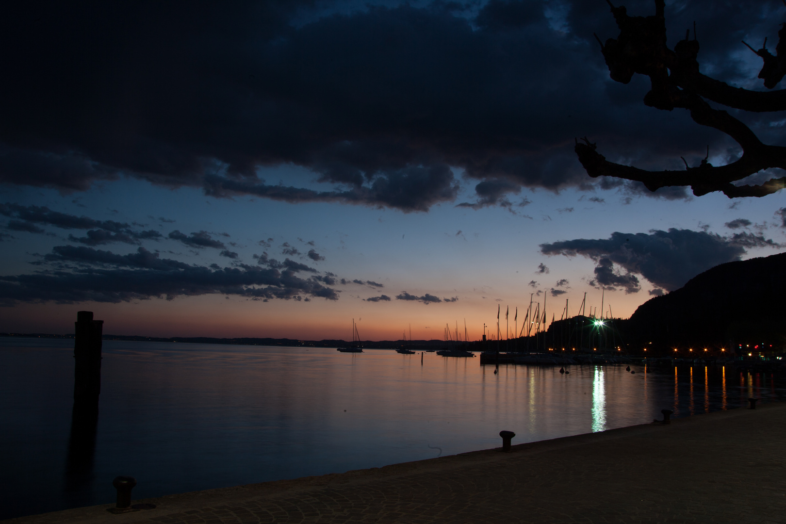 ...Fischerhafen-Bardolino...