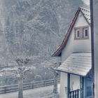 Fischerhaus im Schnee 1