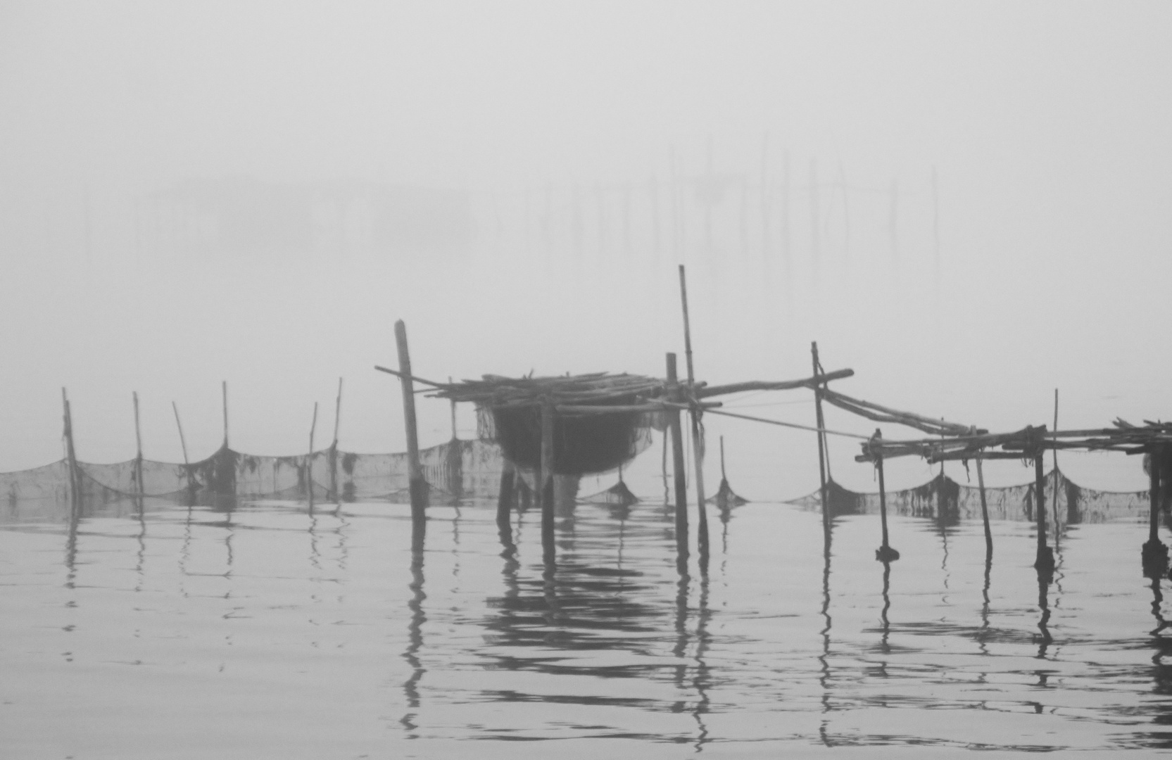 Fischernetze im Nebel bei VBenedig