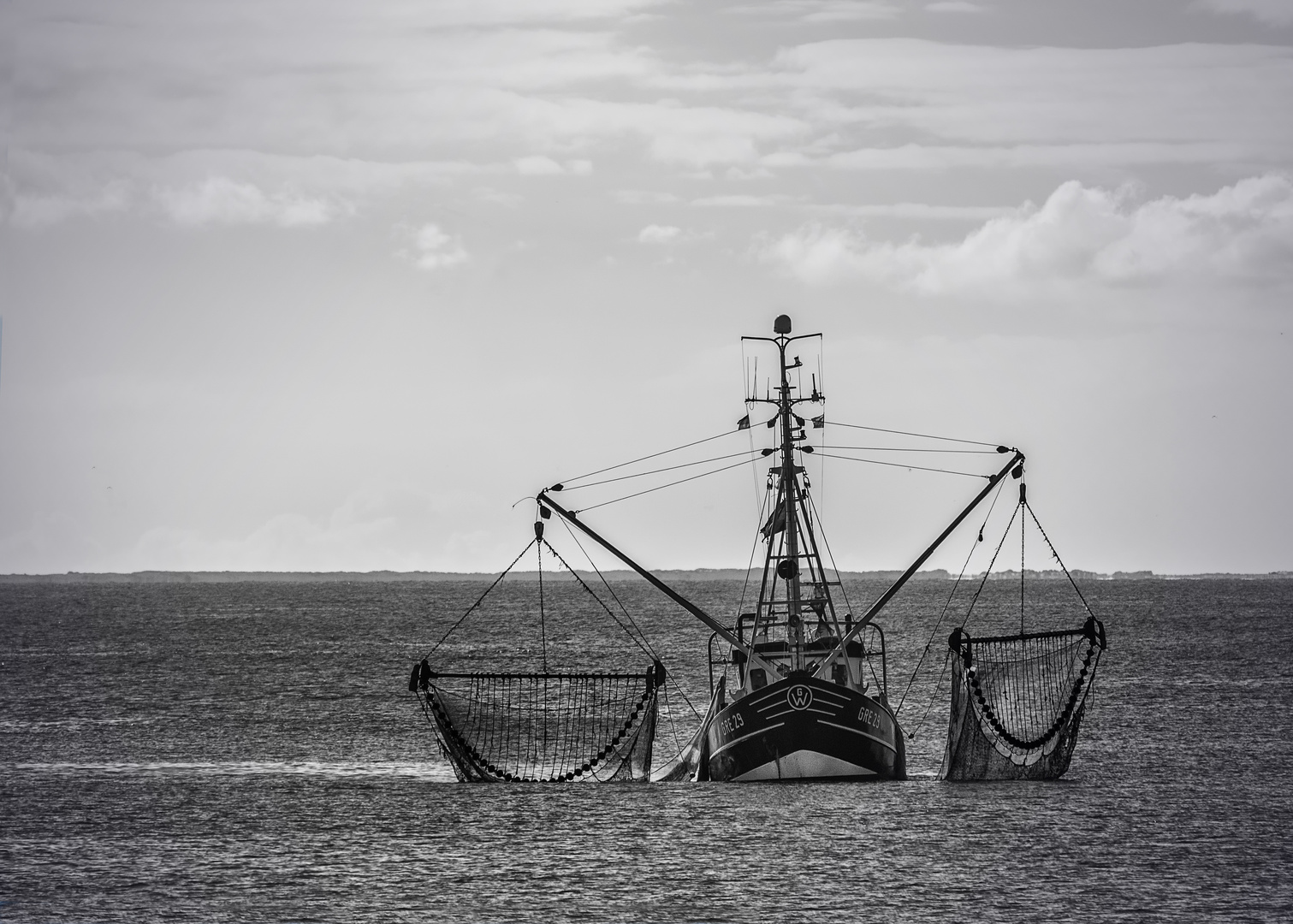Fischers Fritz fischt frische Fische...... Foto & Bild meer, natur, monochrom Bilder auf