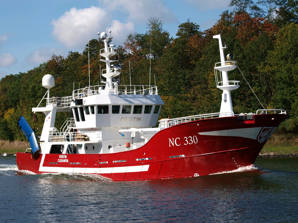 Fischfangboot NC 330 KRISTIN auf dem Nord-Ostsee-Kanal