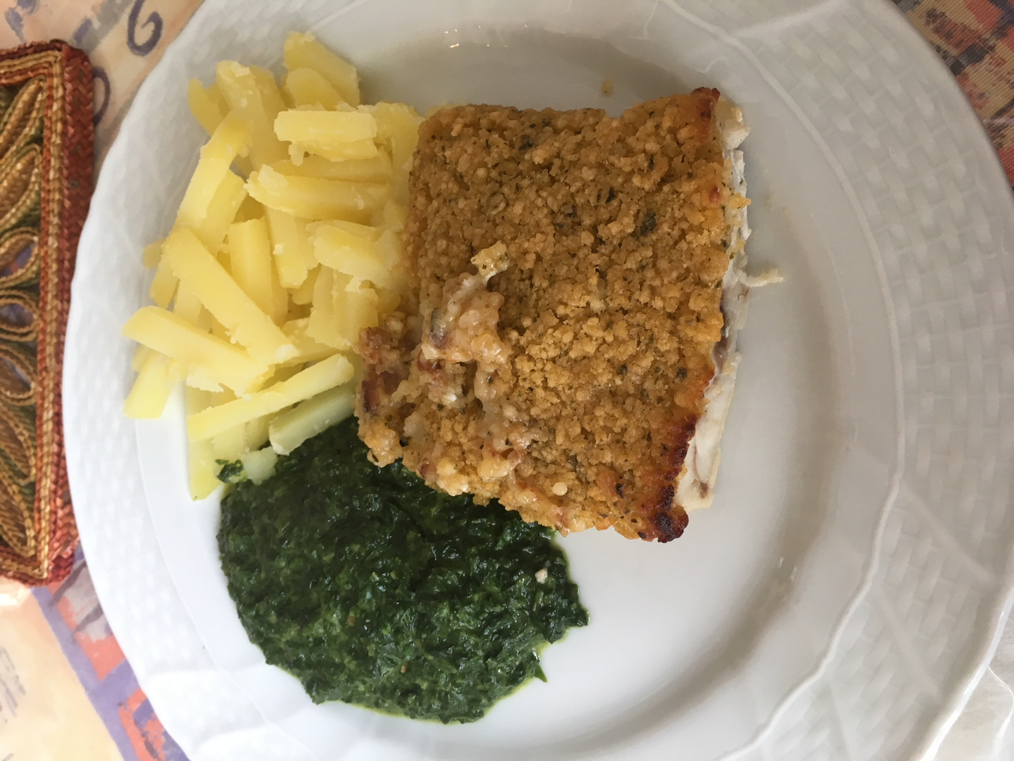 FIschfiet mit Spinat und Stengelekartoffeln