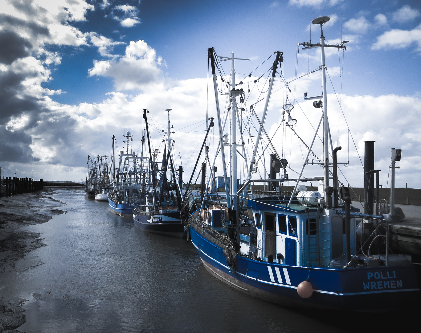 Fischkutter im Hafen von Wremen, Nordsee