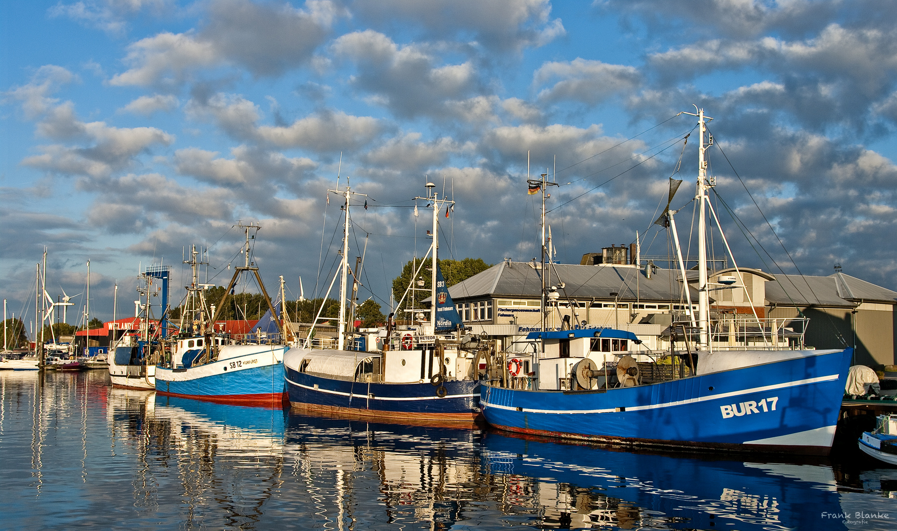 Fischkutter in Burgstaaken