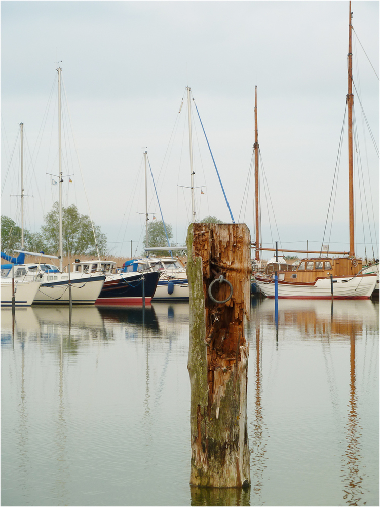 ~*FISCHLÄNDER HAFEN IN WUSTROW*~