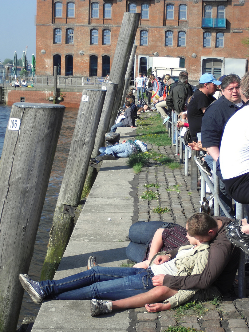 Fischmarkt Hamburg Morgens 10:00 Uhr endlich schlafen :-)