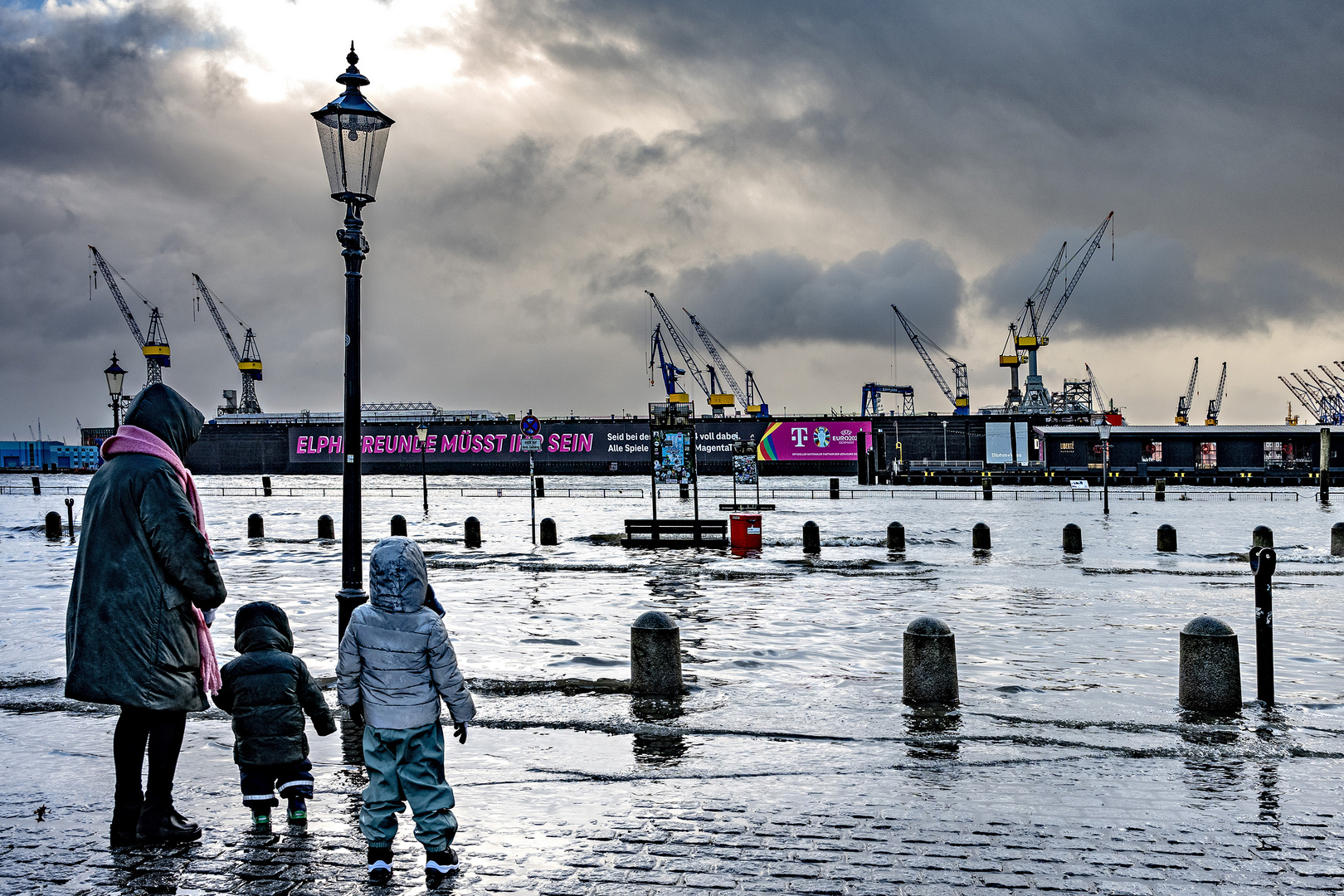 Fischmarkt-Hochwasser 23-02