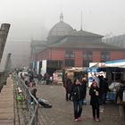 Fischmarkt im Nebel