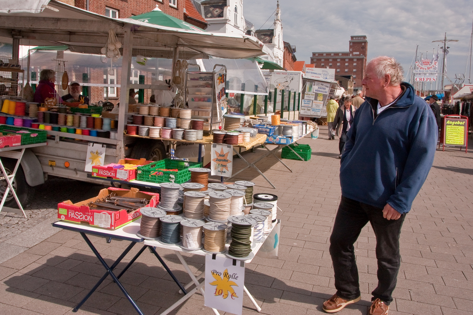 Fischmarkt in Kappeln - 1 X im Monat - 10 € die Rolle - ist das günstig?