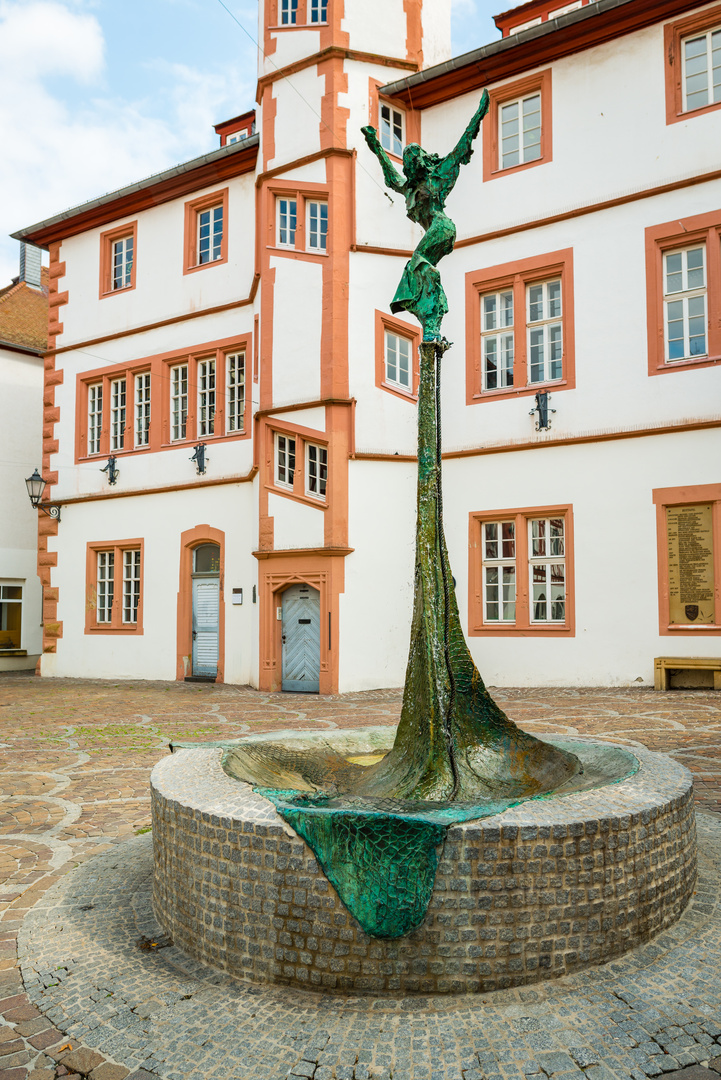 Fischmarktbrunnen Alzey 46