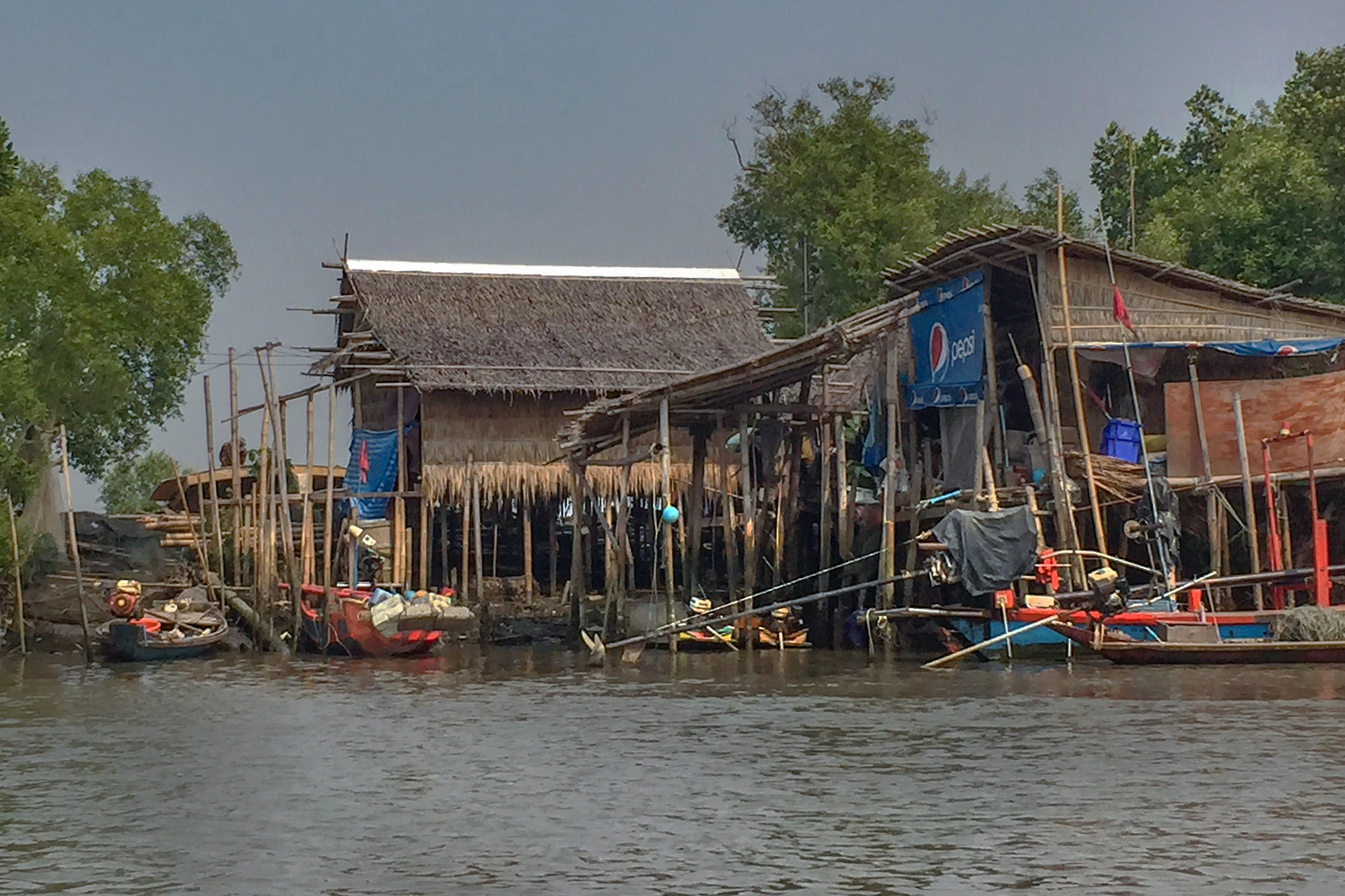 Fishers housing along Klong Long