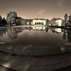 Fisheye-Blick Orangerie Gera im Monochrom 