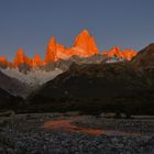 Fitz Roy -  la aurora 