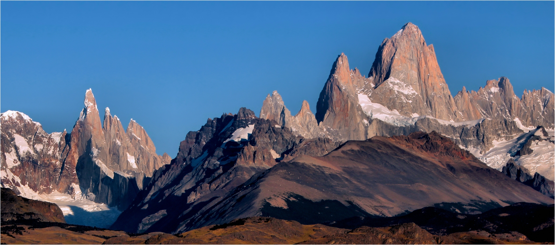 FITZ ROY UND CERRO TORRE