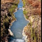 Fiume di acqua sulfurea