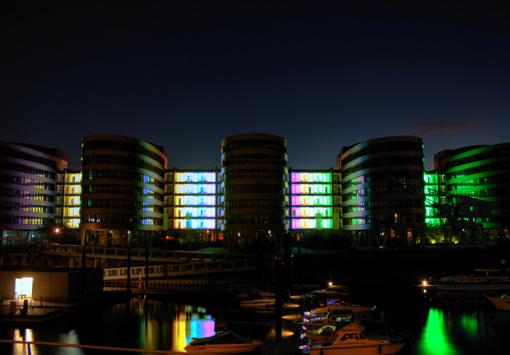 Five Boats Lichtattraktion, Duisburg Innenhafen