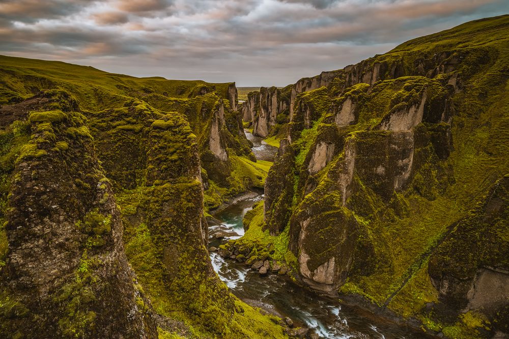 Fjadrargljufur Canyon