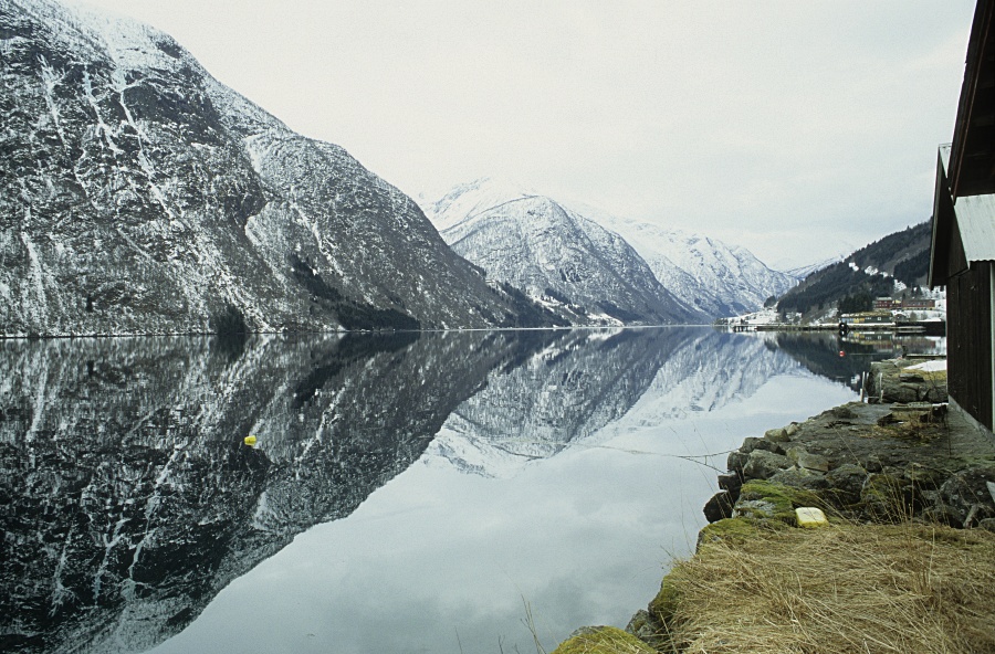 Fjaerlandsfjorden