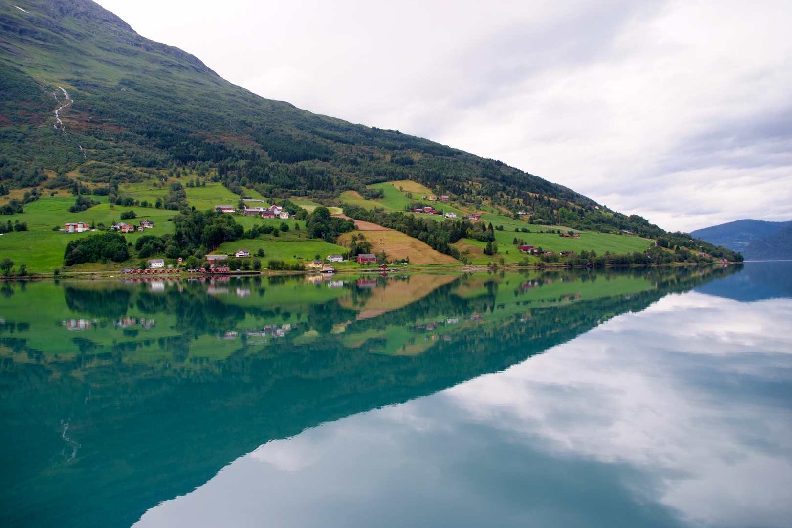 Fjord in Olden Norwegen Foto & Bild landschaft, north, europe Bilder auf