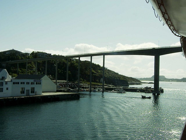 Fjordbrücke