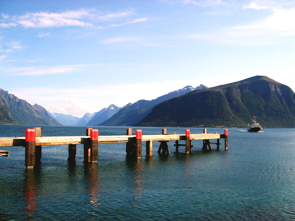 Fjordfähre ... eine von tausend.