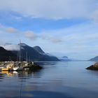 Fjordlandschaft bei Alesund/ Norwegen