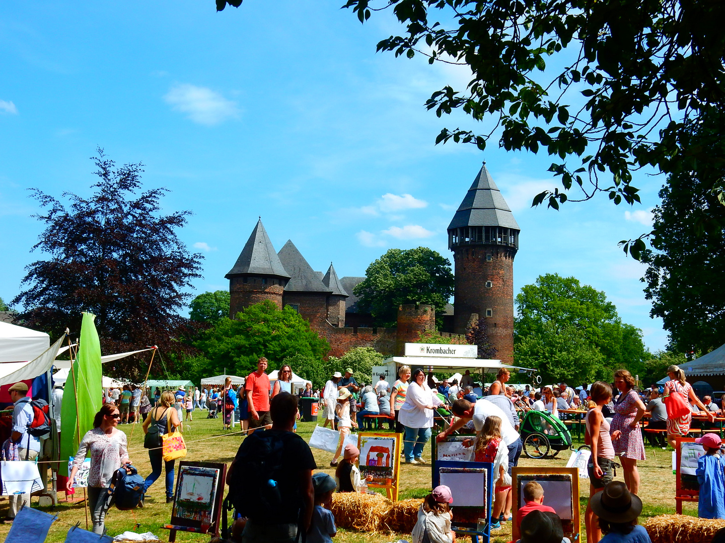 Flachsmarkt Burg Linn