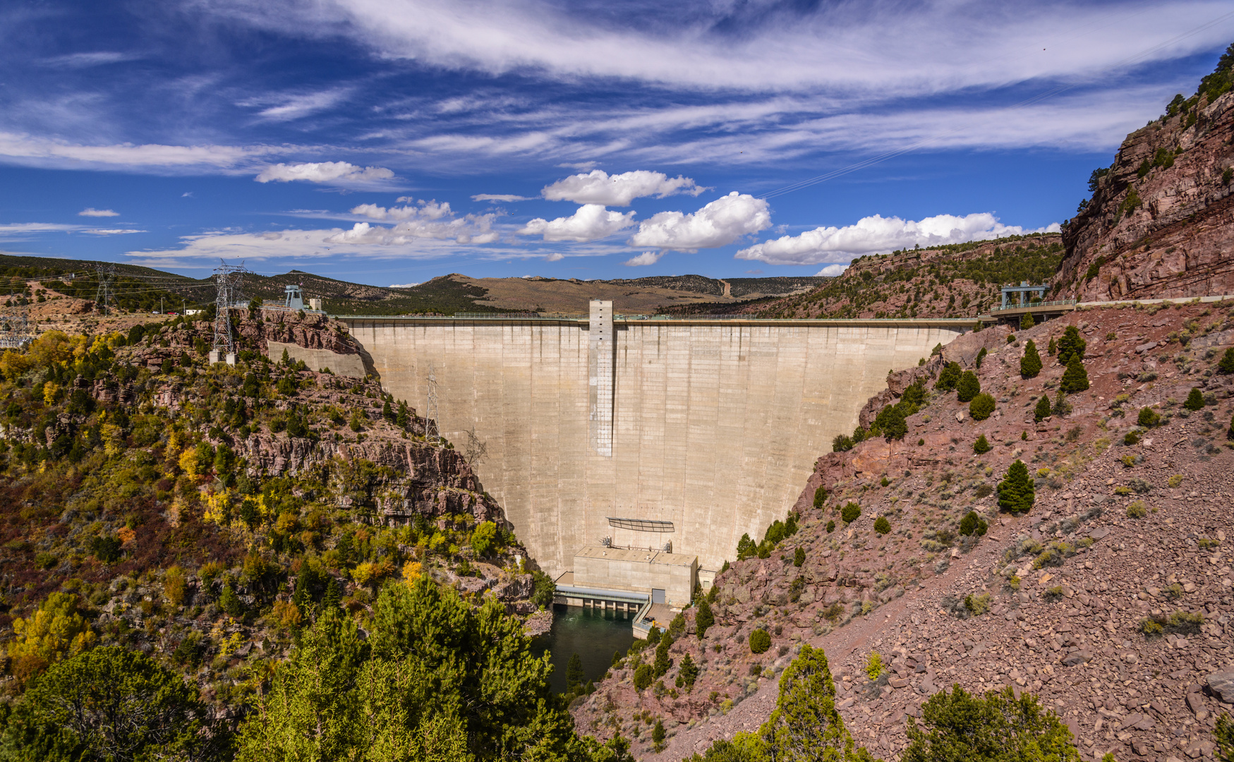 Flaming Gorge Dam, Utah, USA