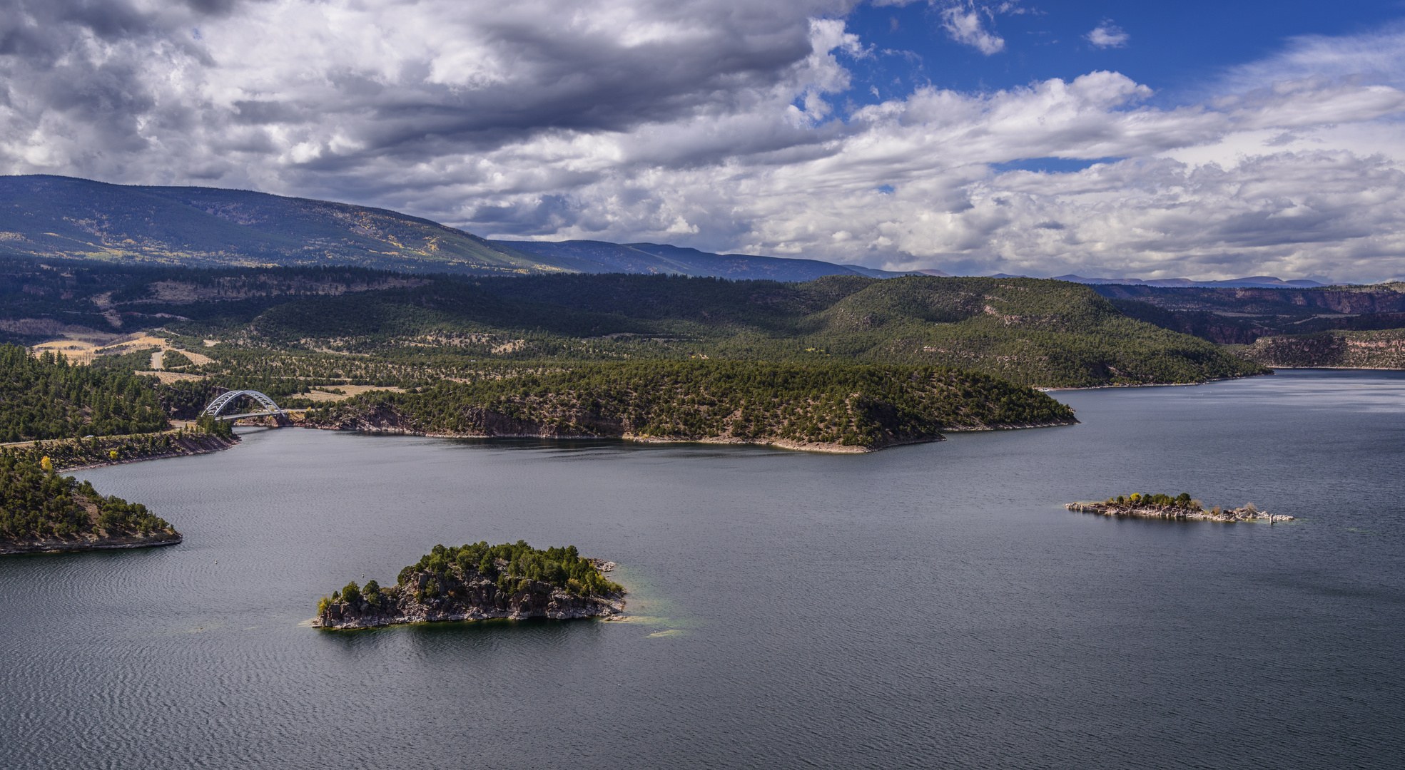 Flaming Gorge Reservoir, Utah, USA