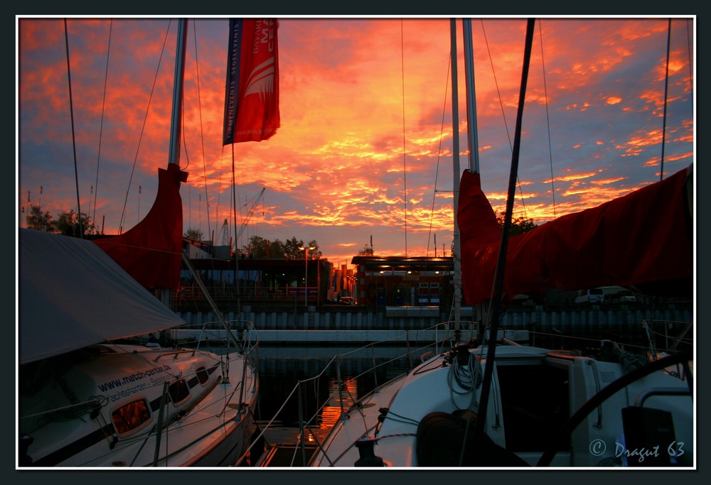 Flammen über dem Bodensee