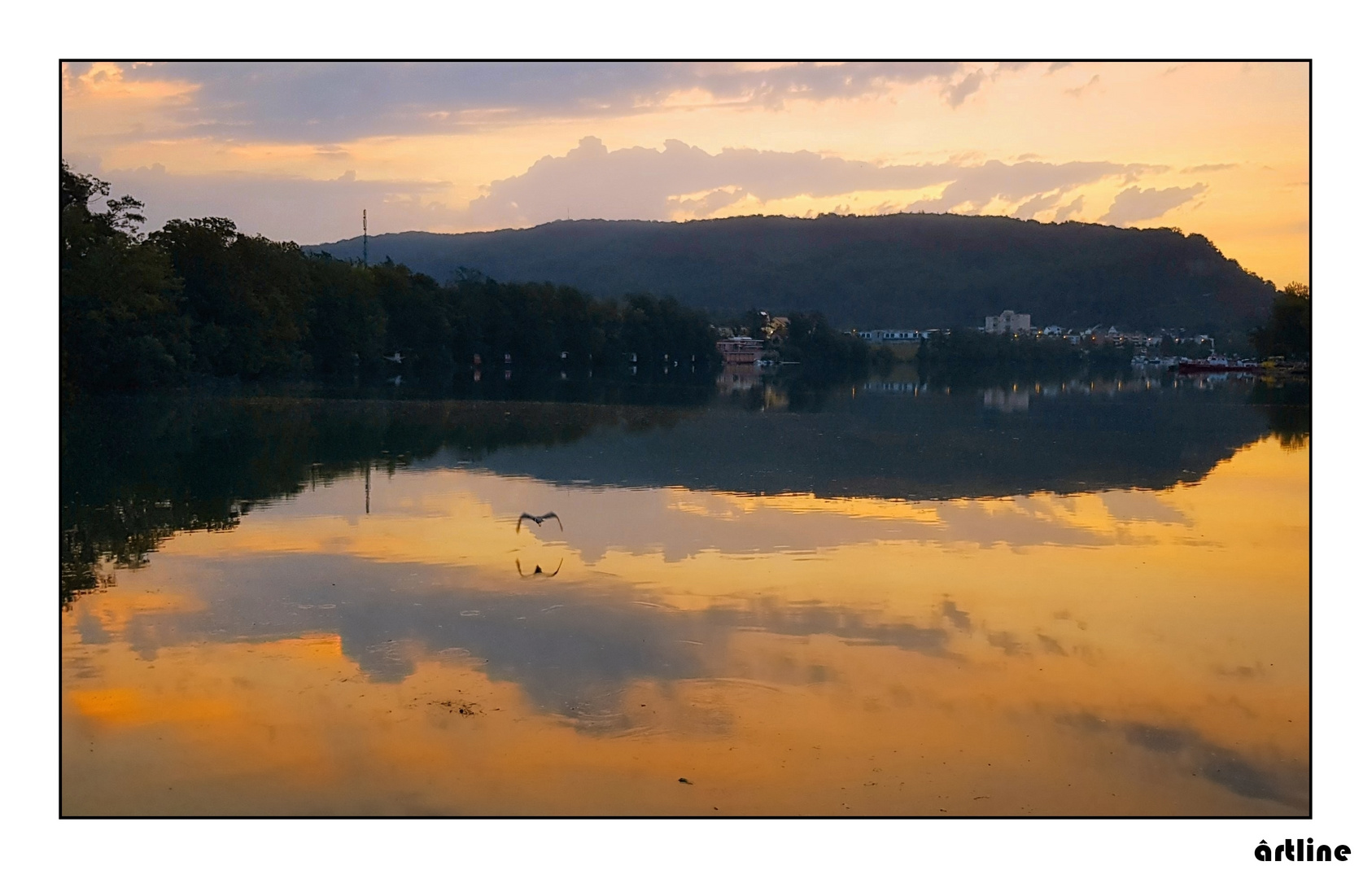 Flammen über dem Rhein 