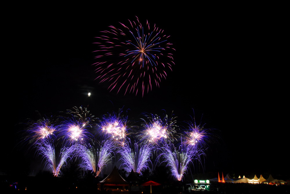 Flammende Sterne 2010 - Neuseeländisches Feuerwerk II