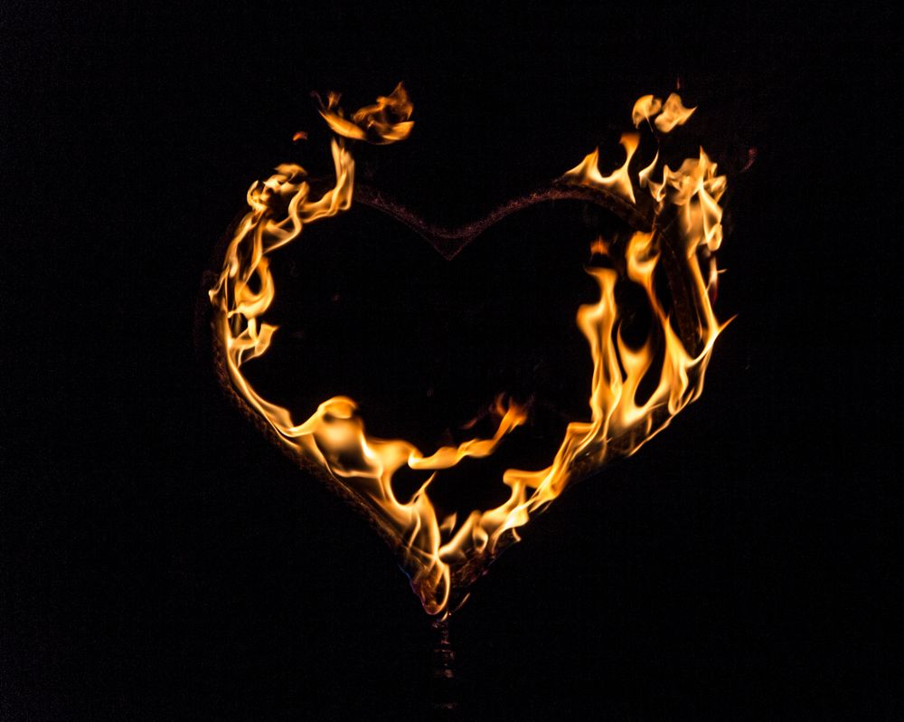 Flammendes Herz Foto Bild Hochzeit Feuergaukler Feuer Bilder Auf Fotocommunity