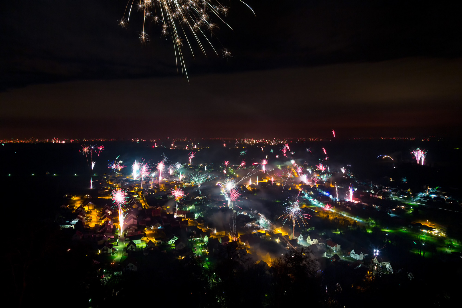 Flammenmeer Silvesterfeuerwerk