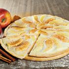 Flammkuchen mit Apfel und Zimt