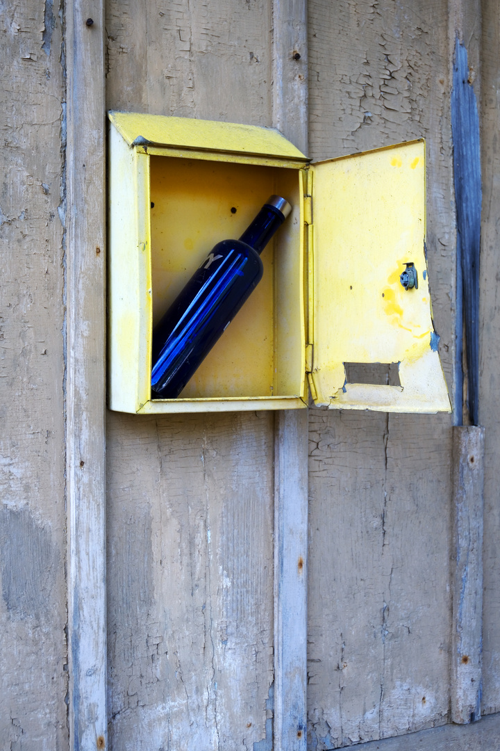 Flasche im Briefkasten - Flaschenpost