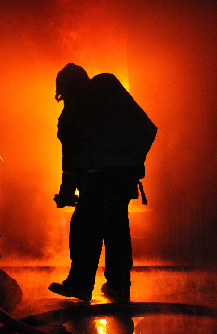 FlashOver / Backdraft training CH-Büren a.A.