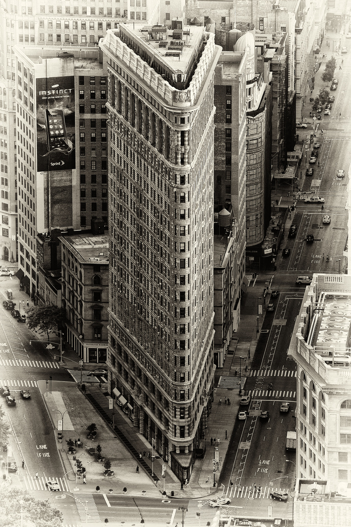 - Flatiron Building -