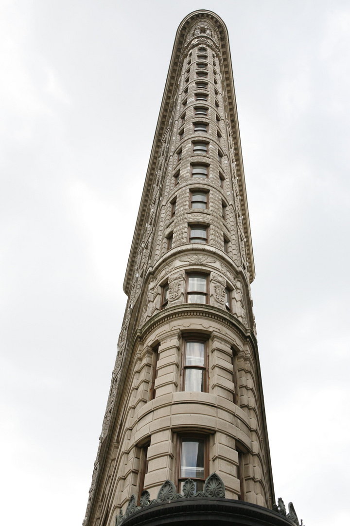 FLATIRON BUILDING.(NY)